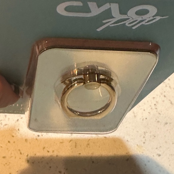 NWT MIRROR PHONE RING STAND by CYLO® - Picture 7 of 11